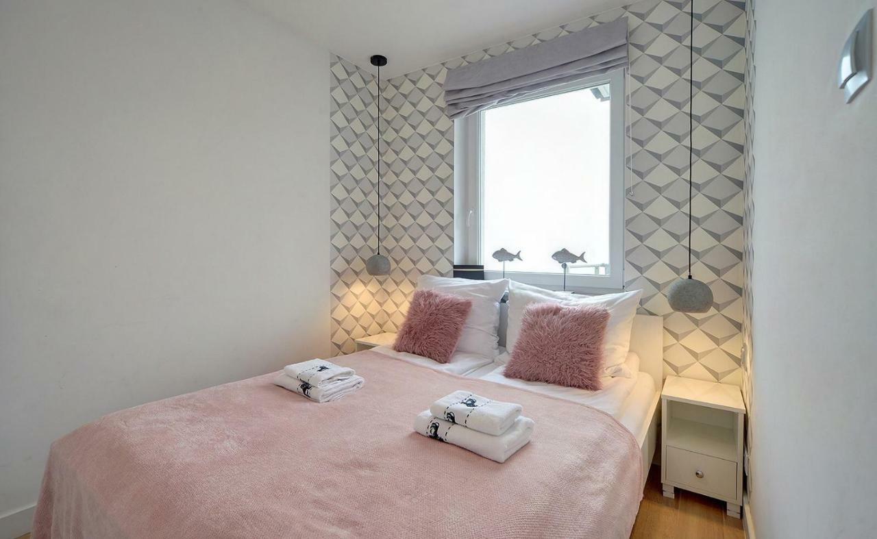Pink Apartment Lesne Tarasy Dziwnowek Exterior photo