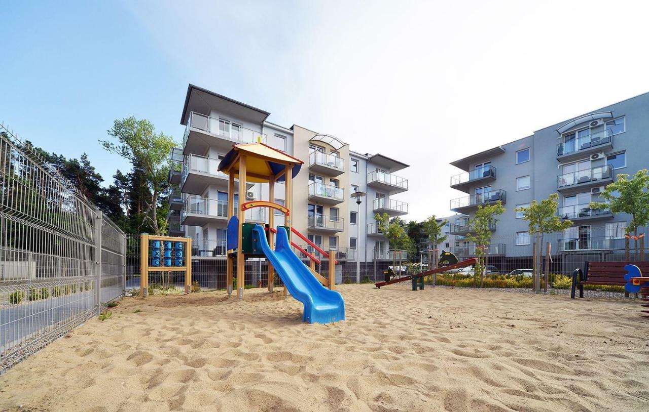 Pink Apartment Lesne Tarasy Dziwnowek Exterior photo